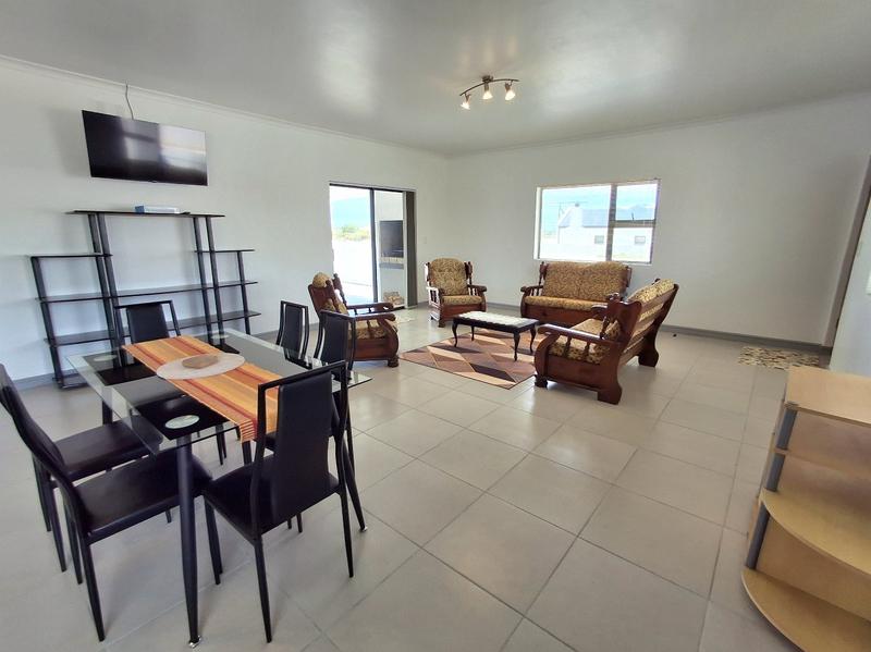 4 Bedroom Property for Sale in Harbour Lights Western Cape